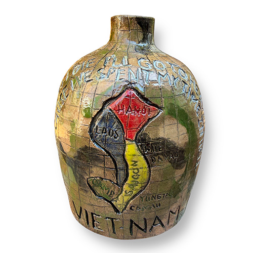 Breezy 8" Vietnam Story Jug DP6403